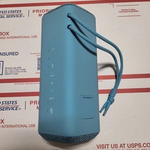 Sony Xe200L Wireless Portable speaker